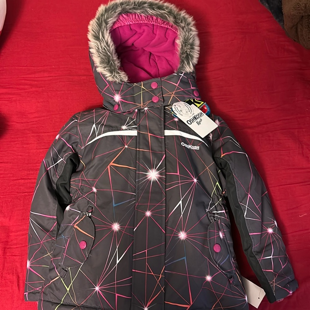 Carters oshkosh NEW 2-Piece Snowsuit With Hat And Neck Warmer - Size 5